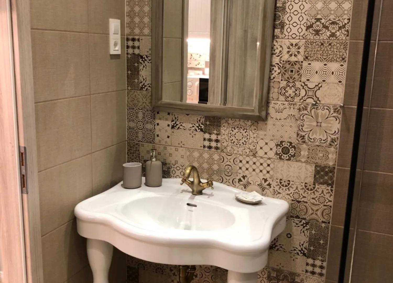 All In Apartman V. Budapest Appartamento
